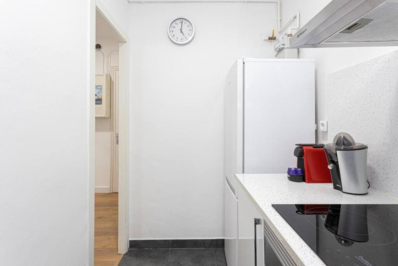 Bright 3Bdr Near To The Metro Apartment L'Hospitalet de Llobregat Exterior photo