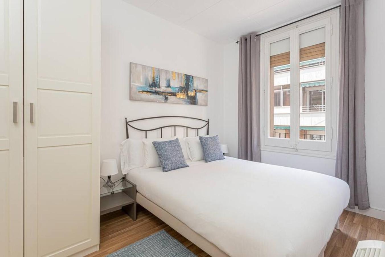 Bright 3Bdr Near To The Metro Apartment L'Hospitalet de Llobregat Exterior photo